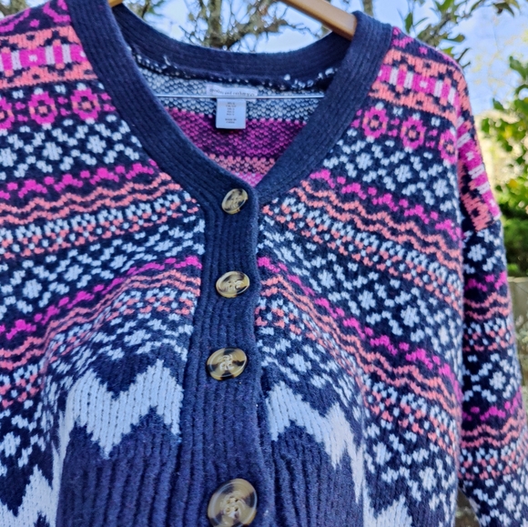 💗 cupcakes and cashmere ❄️ sweater and beanie set | S 💗 - Picture 4 of 8